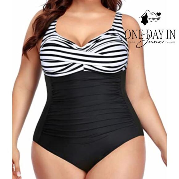 Yonique Plus Size Twist Front One Piece Swimsuit Size 28W - Picture 1 of 7
